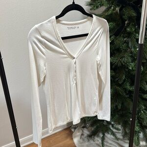 ABERCROMBIE & FITCH long sleeve